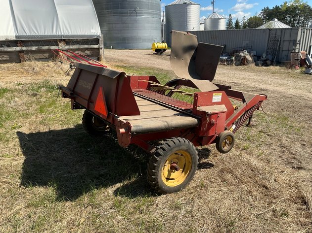 Image for New Holland model 166 ground driven Hay Inverter