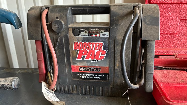 Image for Booster Pac ES2500 12v power supply, 1100 peak amps