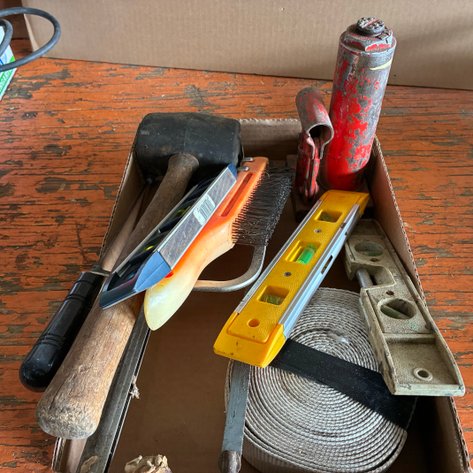 Image for Wire brush, rubber mallet, hack saws, hydraulic bottle jack