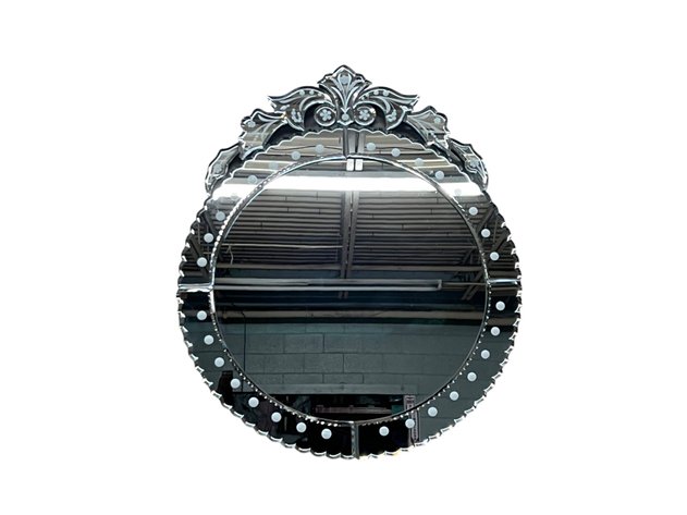 Image for Gallery Art, Furniture, Jewelry, and Decor Online Auction