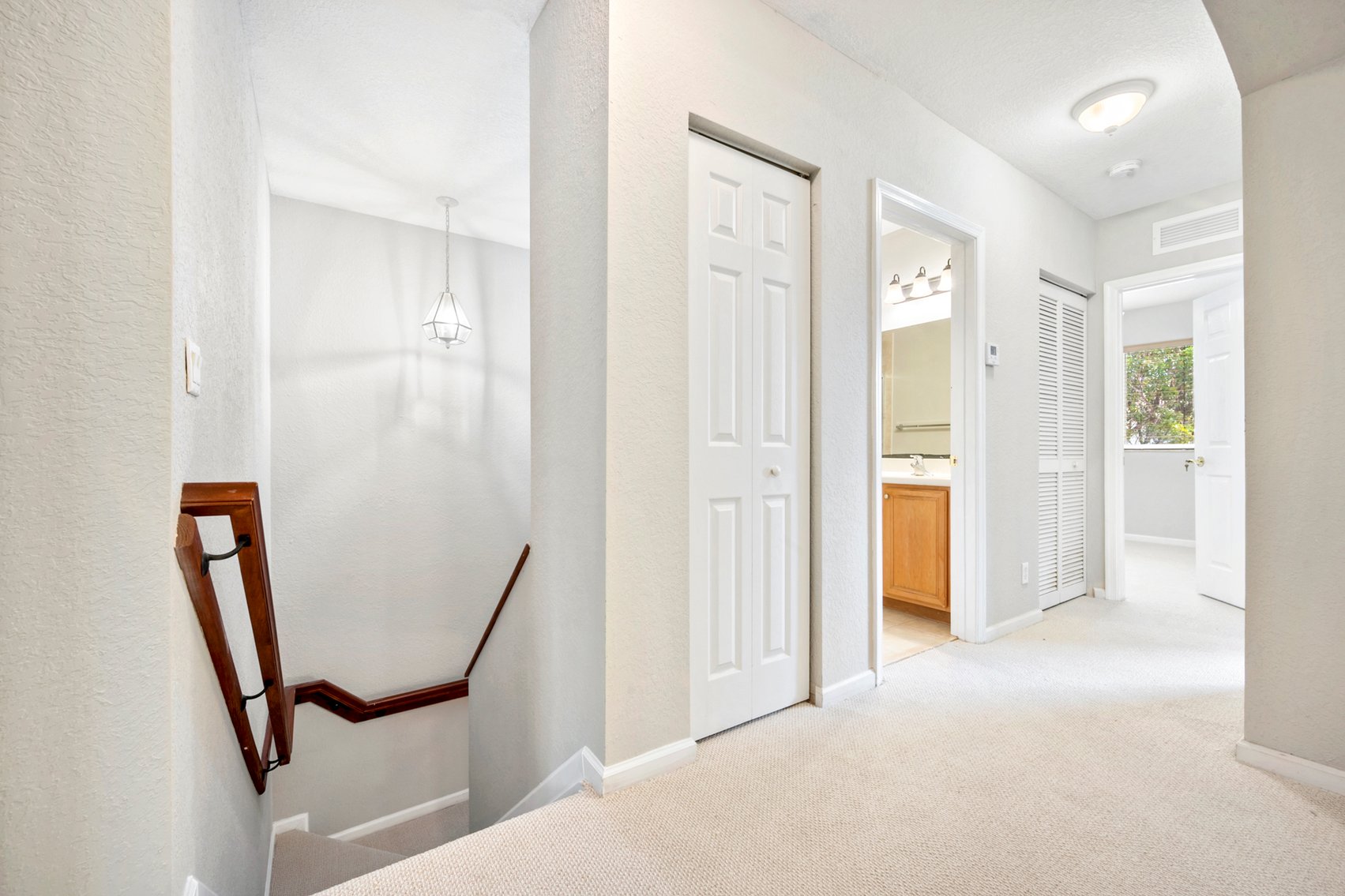 Image for Thousand Oaks Townhouse Riviera Beach, Online Auction, Palm Beach County