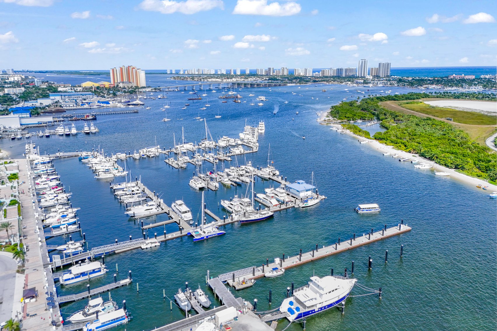 Image for Thousand Oaks Townhouse Riviera Beach, Online Auction, Palm Beach County