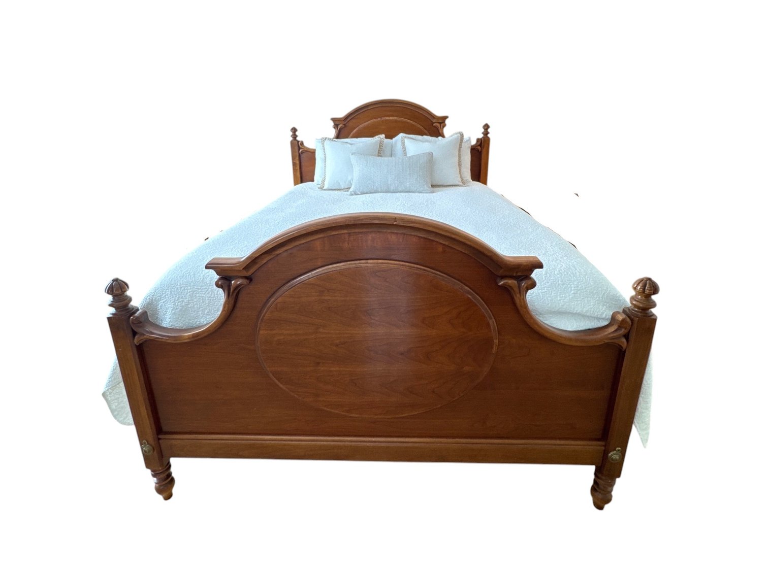 Image for Refined Living, Online Auction- Downsizing in Leesburg