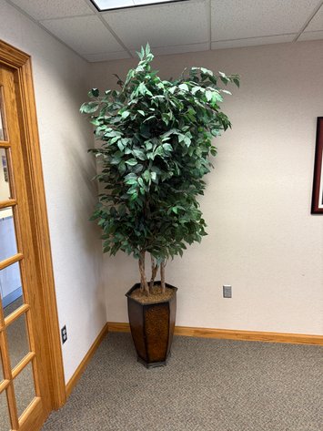 Image for High-Quality Office Furniture, Fixtures & Cubicles - NO RESERVES or MINIMUMS (Blair, NE)