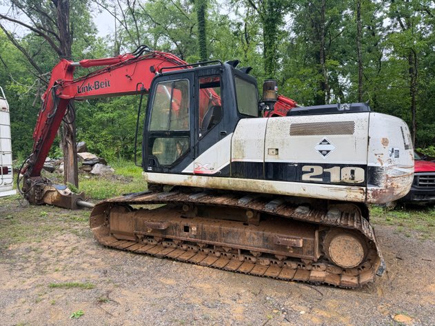 Image for LINKBELT 210 EXCAVATOR