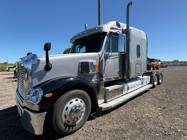 Image for 2012 FREIGHTLINER CORNADO ROAD TRACTOR