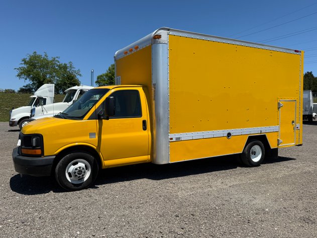 Image for 2009 GMC BOX TRUCK