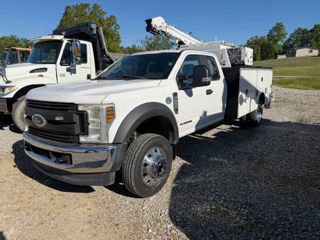 Image for 2019 FORD F550 SERVICE TRUCK