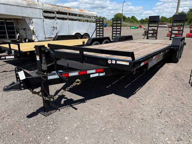 Image for 2026 TRIPLE CROWN 24' BUMPER PULL TRAILER