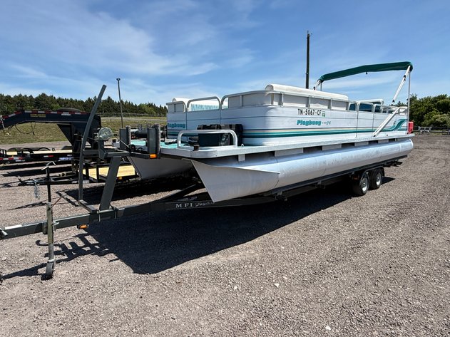 Image for PLAYBOUY EAGLE 24' PONTOON