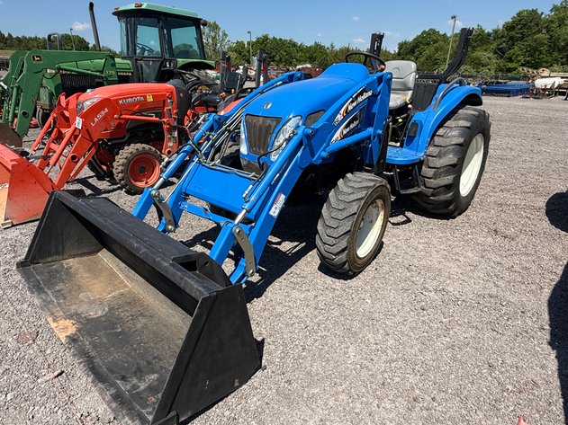 Image for NEW HOLLAND TC40A TRACTOR