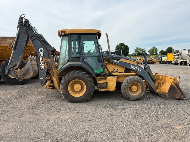 Image for JOHN DEERE 310J BACK HOE