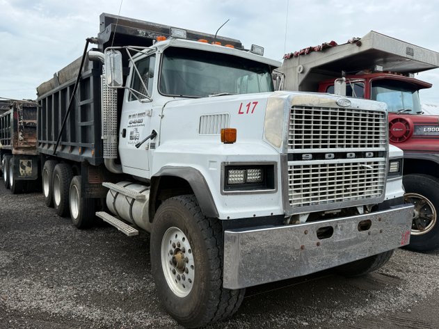 Image for FORD LTL 9000 TRI AXLE DUMP TRUCK