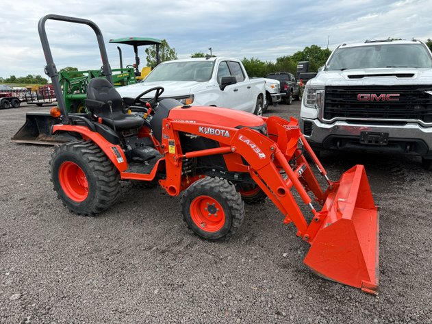 Image for KUBOTA B2301 TRACTOR