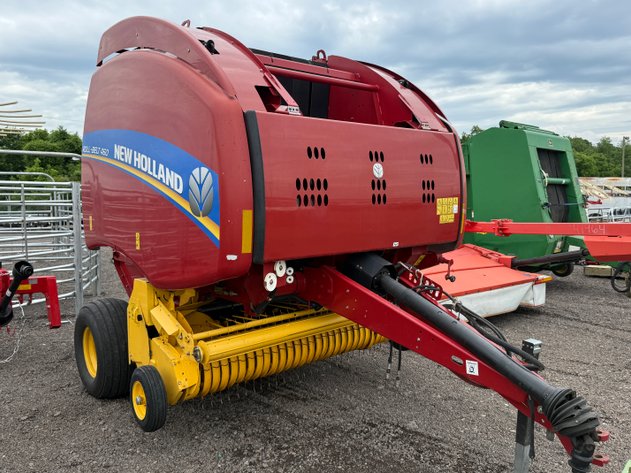 Image for NEW HOLLAND ROLL BELT 450 ROUND BALER