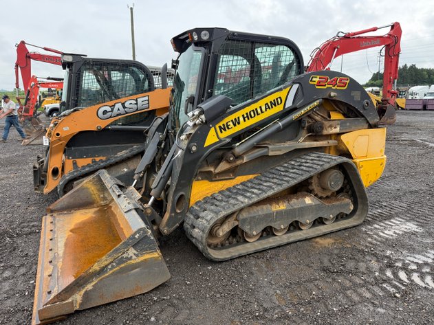 Image for NEW HOLLAND C245 TRACK SKID STEER