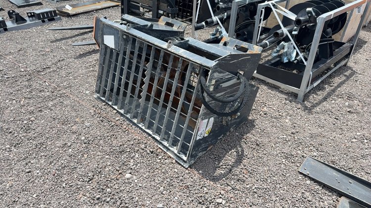 Image for WOLVERINE SKID STEER CONCRETE MIXING BUCKET