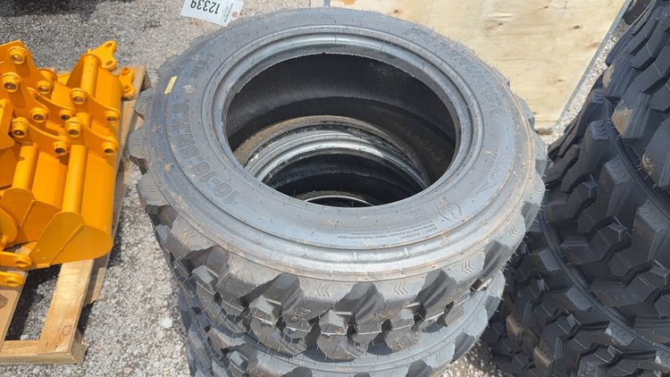 Image for QTY(4) FORERUNNER 10-16.5 SKID STEER TIRES