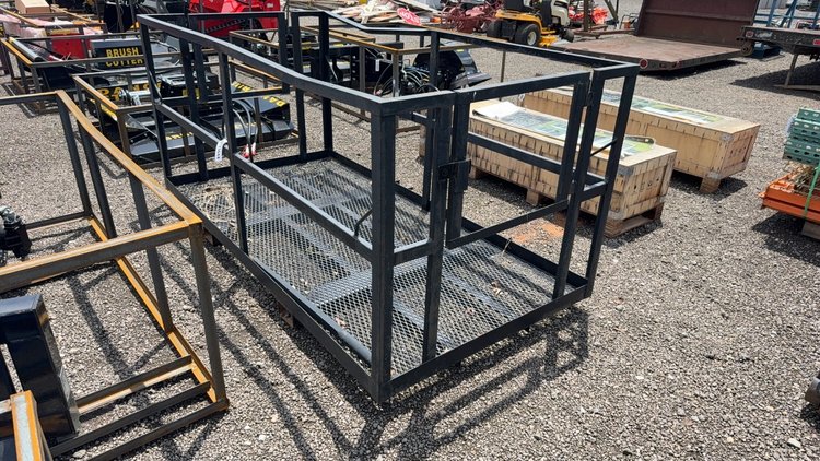 Image for 4' X 8' FORKLIFT MAN BASKET