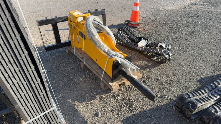 Image for CID SKID STEER HYD BREAKER
