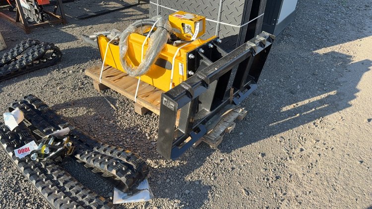 Image for CID SKID STEER HYD BREAKER