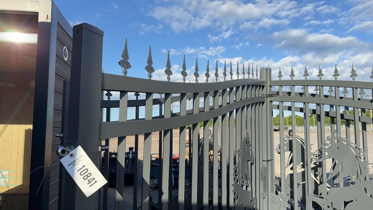 Image for 14' BI PARTING GATE