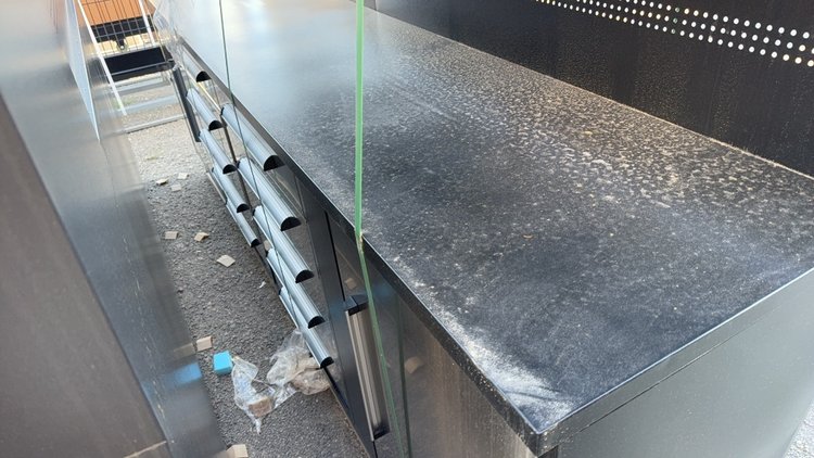 Image for 9.5' 10 DRAWER METAL WORK BENCH
