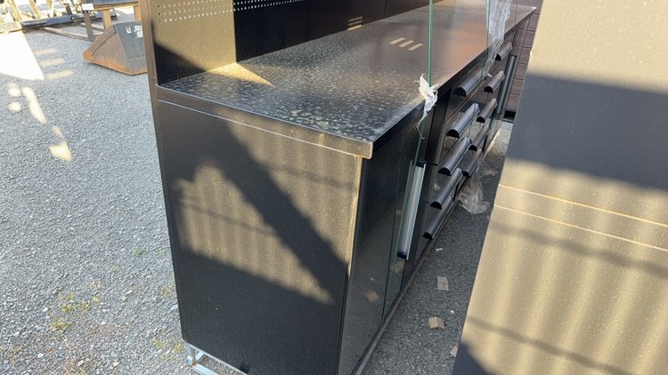 Image for 9.5' 10 DRAWER METAL WORK BENCH