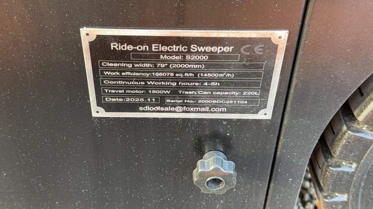 Image for 2025 FUTURE S2000 RIDE ON ELECTRIC FLOOR SWEEPER