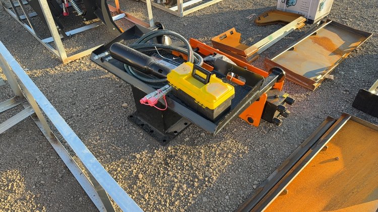 Image for WOLVERINE SKID STEER HYD POST DRIVER