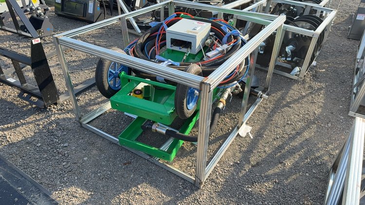 Image for PORTABLE SAND BLASTING TANK