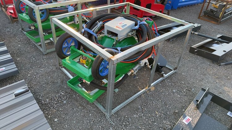 Image for PORTABLE SAND BLASTER TANK
