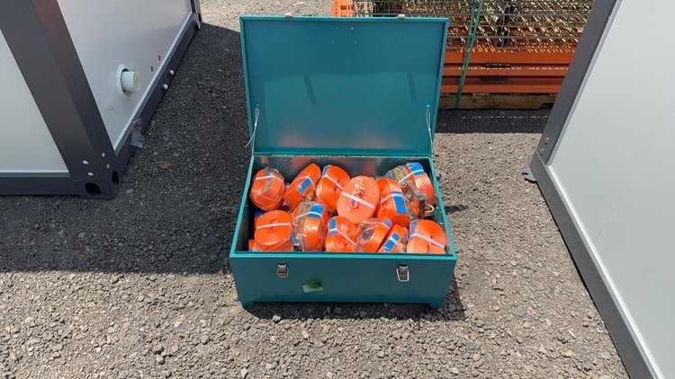 Image for BOX OF VARIOUS SIZE RACHET STRAPS