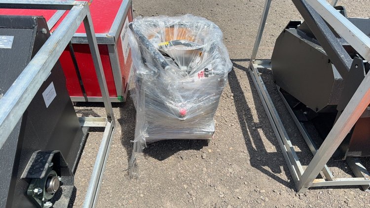 Image for PLATE COMPACTOR