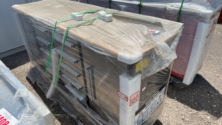 Image for 7' 10 DRAWER WORK BENCH