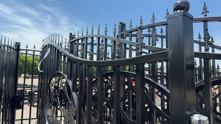 Image for 20' BI PARTING GATE