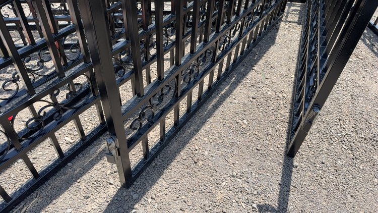 Image for 20' BI PARTING GATE