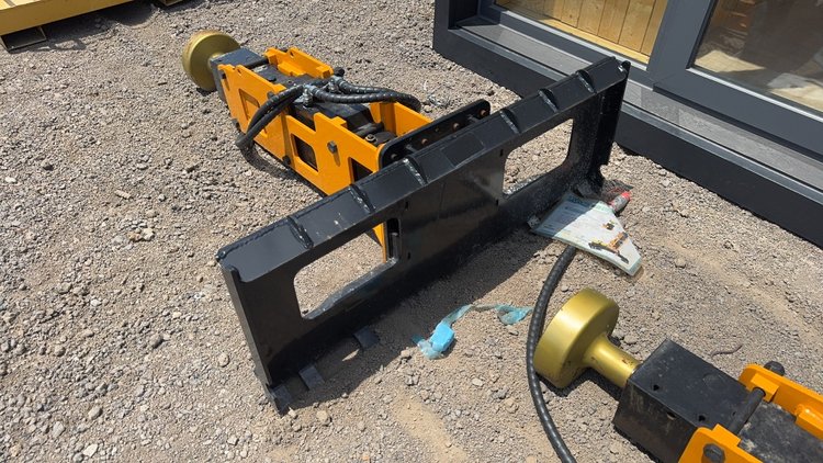 Image for FUTURE SKID STEER HYD POST DRIVER
