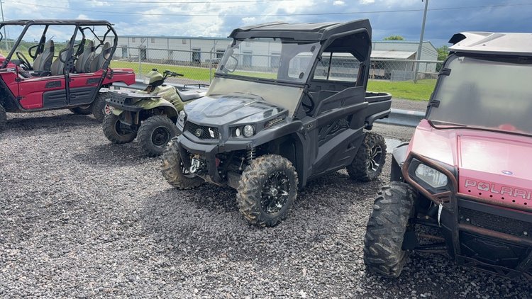 Image for 2019 JOHN DEERE XUV 590M UTV
