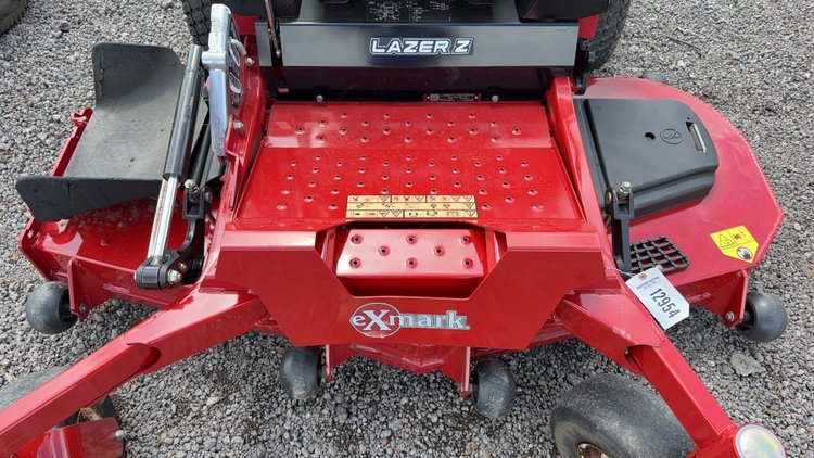 Image for EXMARK LAZER Z ZERO TURN MOWER