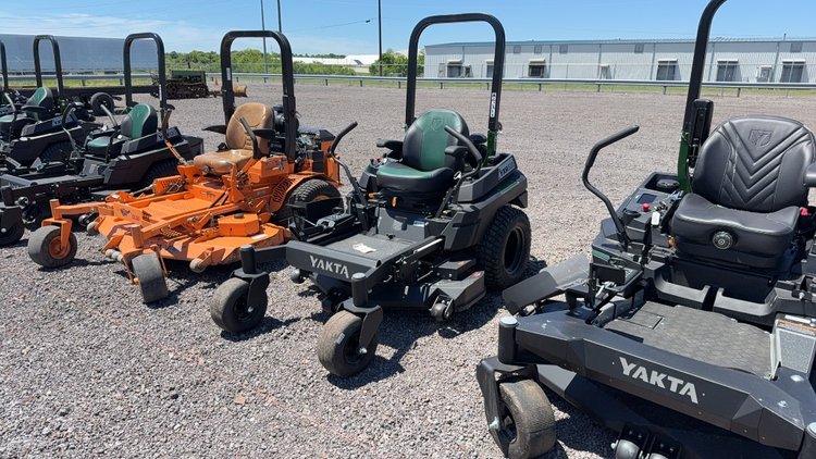 Image for YAKTA YXR320 ZERO TURN MOWER