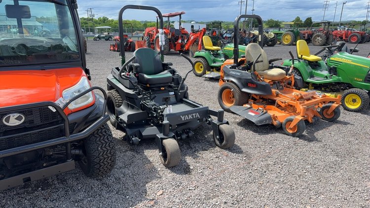 Image for YAKTA 320 ZERO TURN MOWER