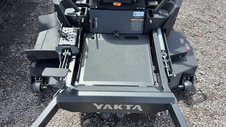 Image for YAKTA 320 ZERO TURN MOWER