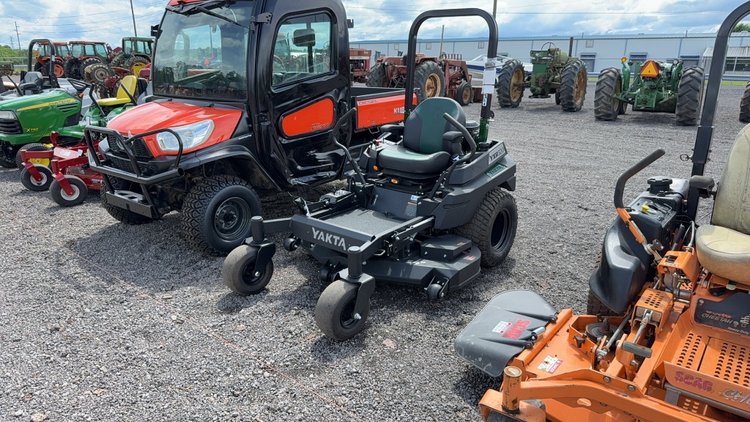 Image for YAKTA 320 ZERO TURN MOWER