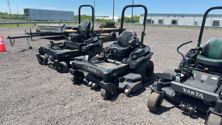 Image for YAKTA YXR710 ZERO TURN MOWER