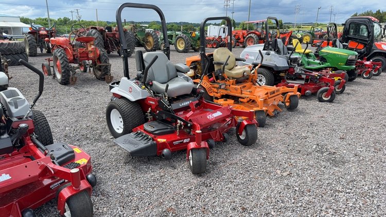 Image for 2014 EXMARK LAZER Z ZERO TURN MOWER