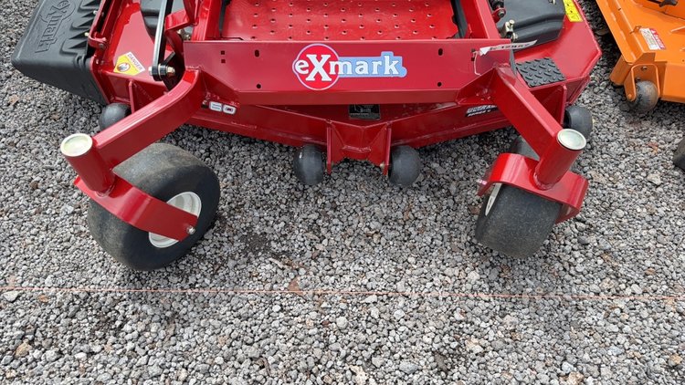 Image for 2014 EXMARK LAZER Z ZERO TURN MOWER