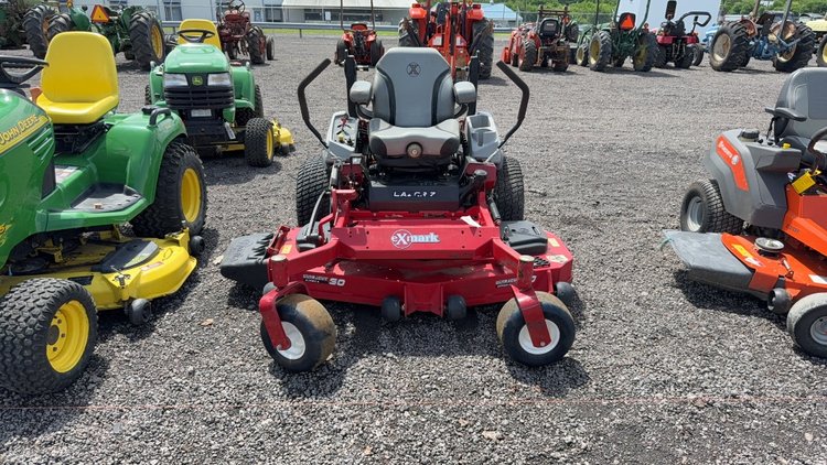 Image for 2018 EXMARK LAZER Z ZERO TURN MOWER