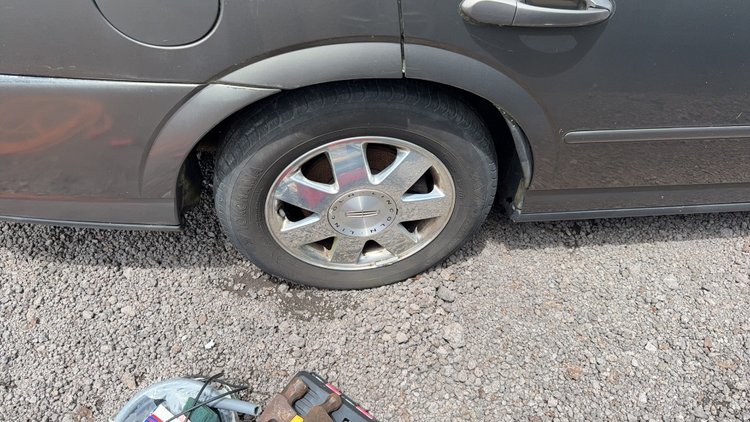 Image for 2002 LINCOLN SEDAN