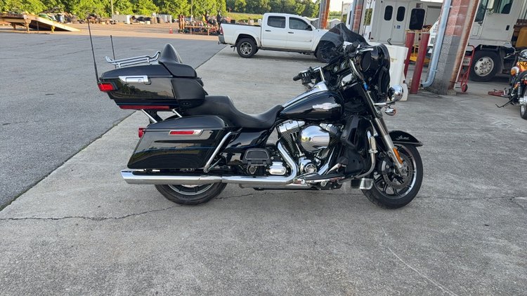 Image for 2015 HARLEY DAVIDSON FLH MOTOR CYCLE